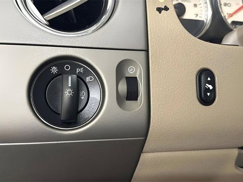 Used 2004 Ford F150 4x4 SuperCrew image 15