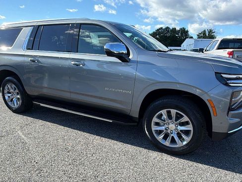 New 2026 Chevrolet Suburban Premier w/ Sun And Tow Package AWD/4WD image 6