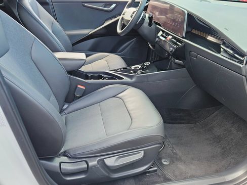 Used 2023 Kia Niro Wind w/ Wind Preserve Package FWD image 29
