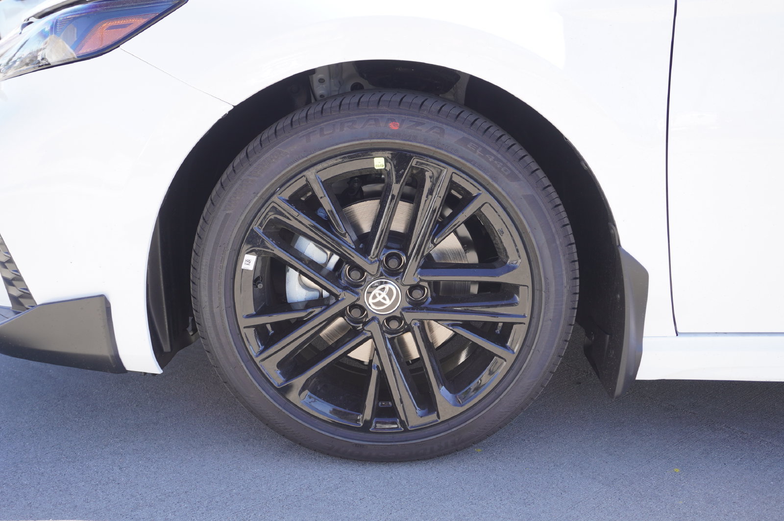 Used 2026 Toyota Camry SE FWD image 16
