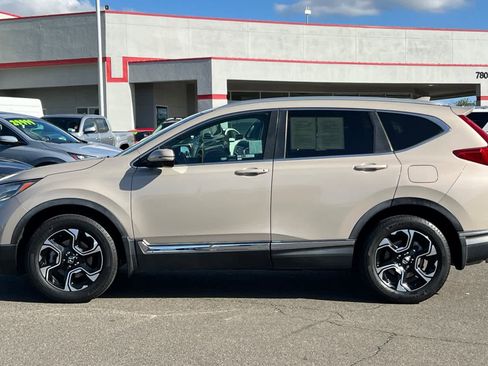 Used 2019 Honda CR-V Touring image 9