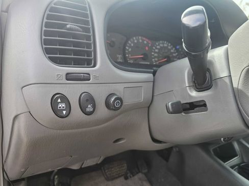 Used 2003 Toyota Sequoia Limited image 14