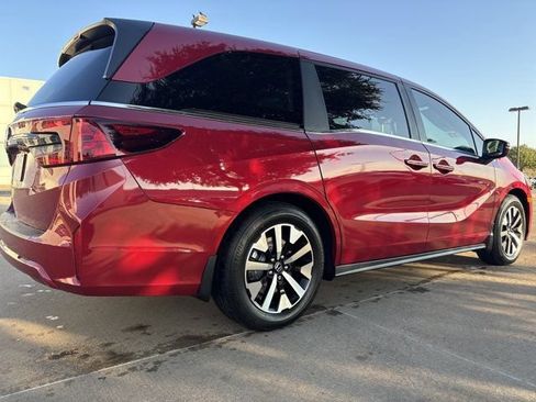 New 2027 Honda Odyssey EX-L image 4
