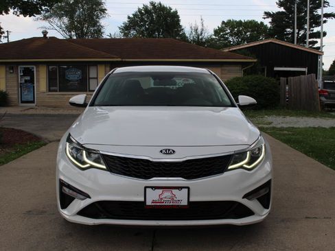 Used 2019 Kia Optima LX w/ LX 17" Wheel Package FWD image 3