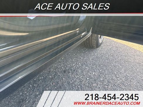 Used 2019 Dodge Grand Caravan SE image 11