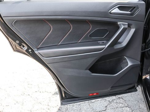 Used 2024 Volkswagen Tiguan Wolfsburg Edition image 28