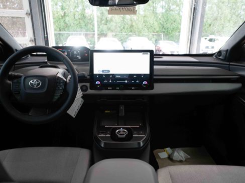 New 2026 Toyota C-HR w/ Cold Weather Package AWD/4WD image 20