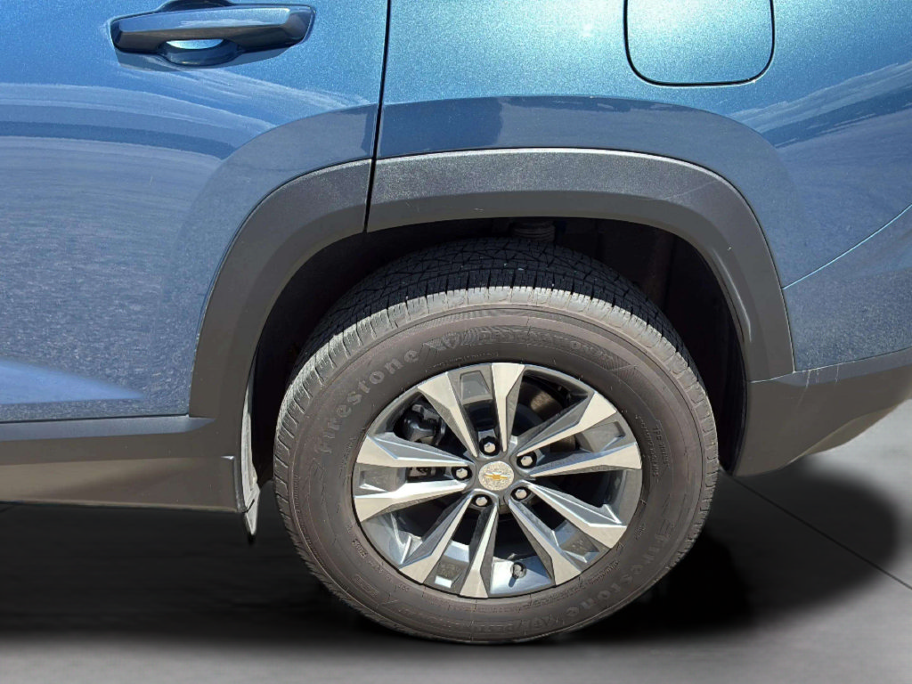 Used 2026 Chevrolet Equinox LT FWD image 40