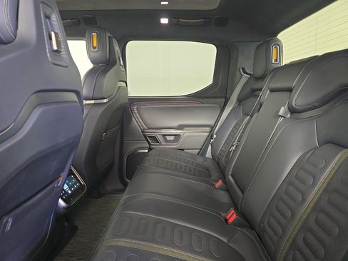 Used 2022 Rivian R1T Launch Edition AWD/4WD image 21