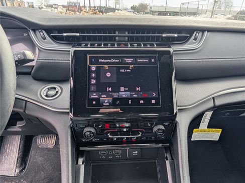 New 2026 Jeep Grand Cherokee Laredo X AWD/4WD image 12