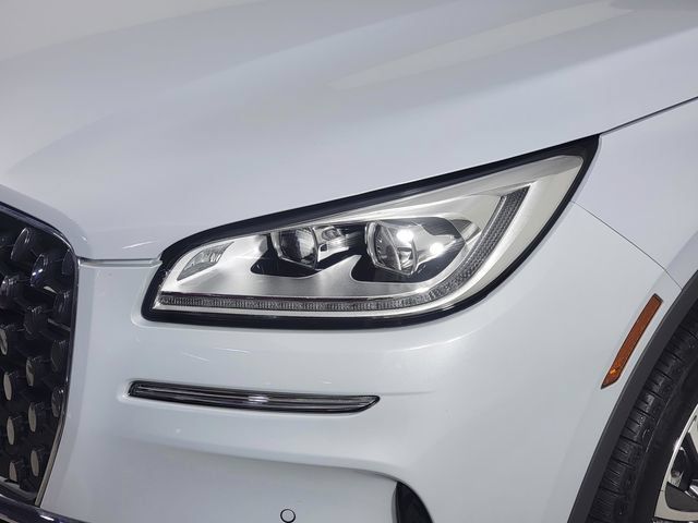 Used 2025 Lincoln Corsair Reserve AWD/4WD image 9