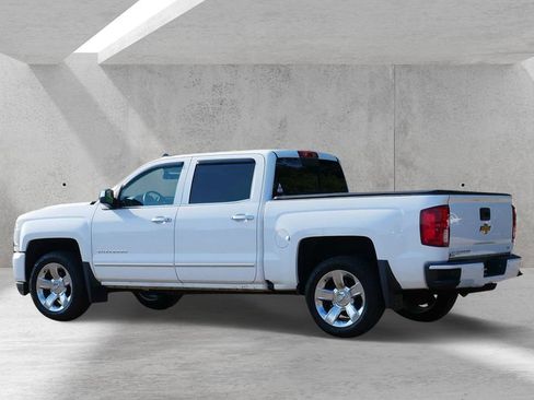 Used 2016 Chevrolet Silverado 1500 LTZ Z71 w/ LTZ Plus Package AWD/4WD image 4