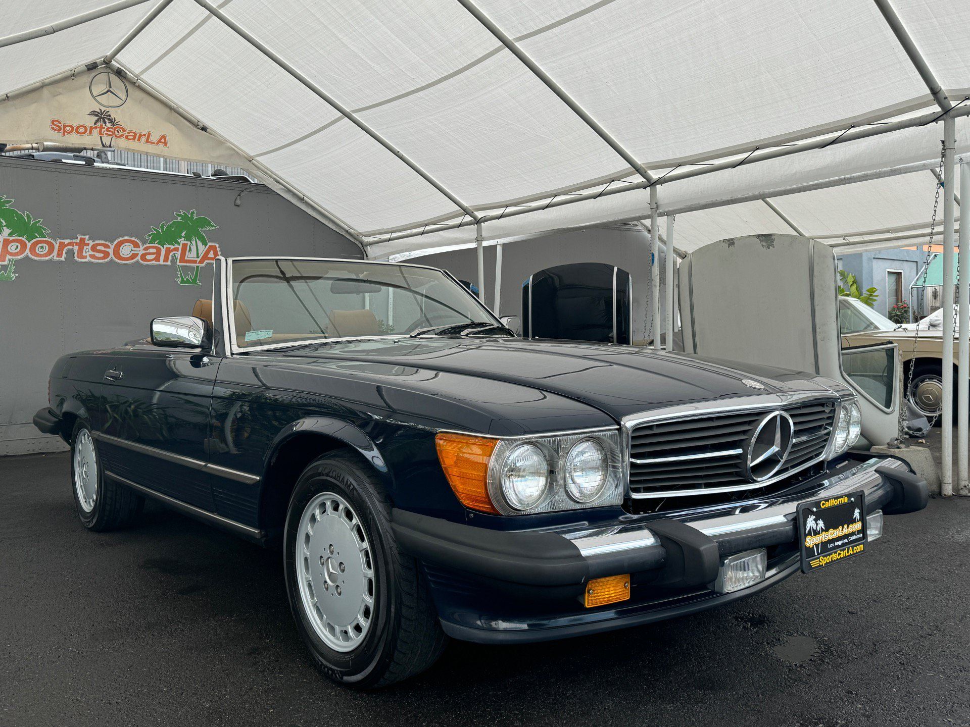 Used 1987 Mercedes-Benz 560 SL image 1