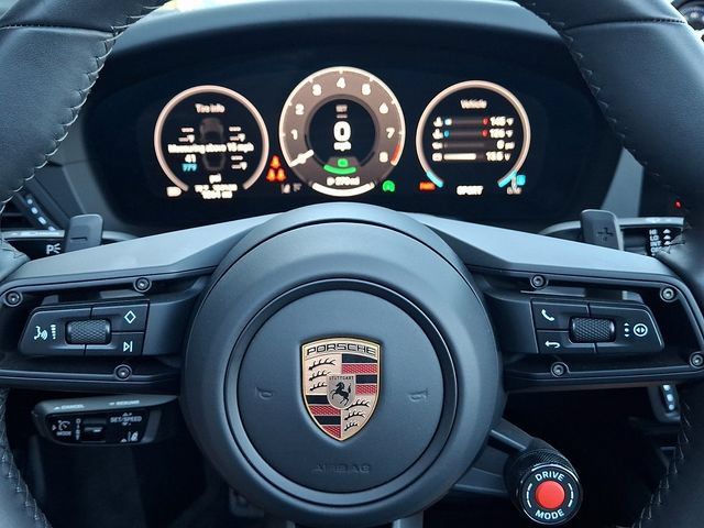 Certified 2025 Porsche 911 Targa 4 GTS AWD/4WD image 24