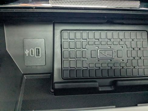 Certified 2025 Ford F150 Raptor AWD/4WD image 24