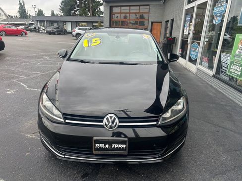 Used 2015 Volkswagen Golf SEL image 2