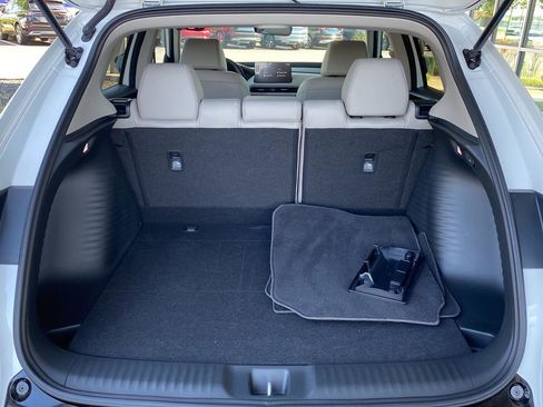 Used 2026 Honda HR-V EX-L image 10