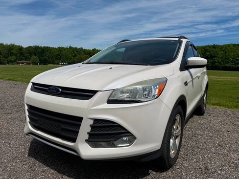 Used 2013 Ford Escape SE FWD image 1