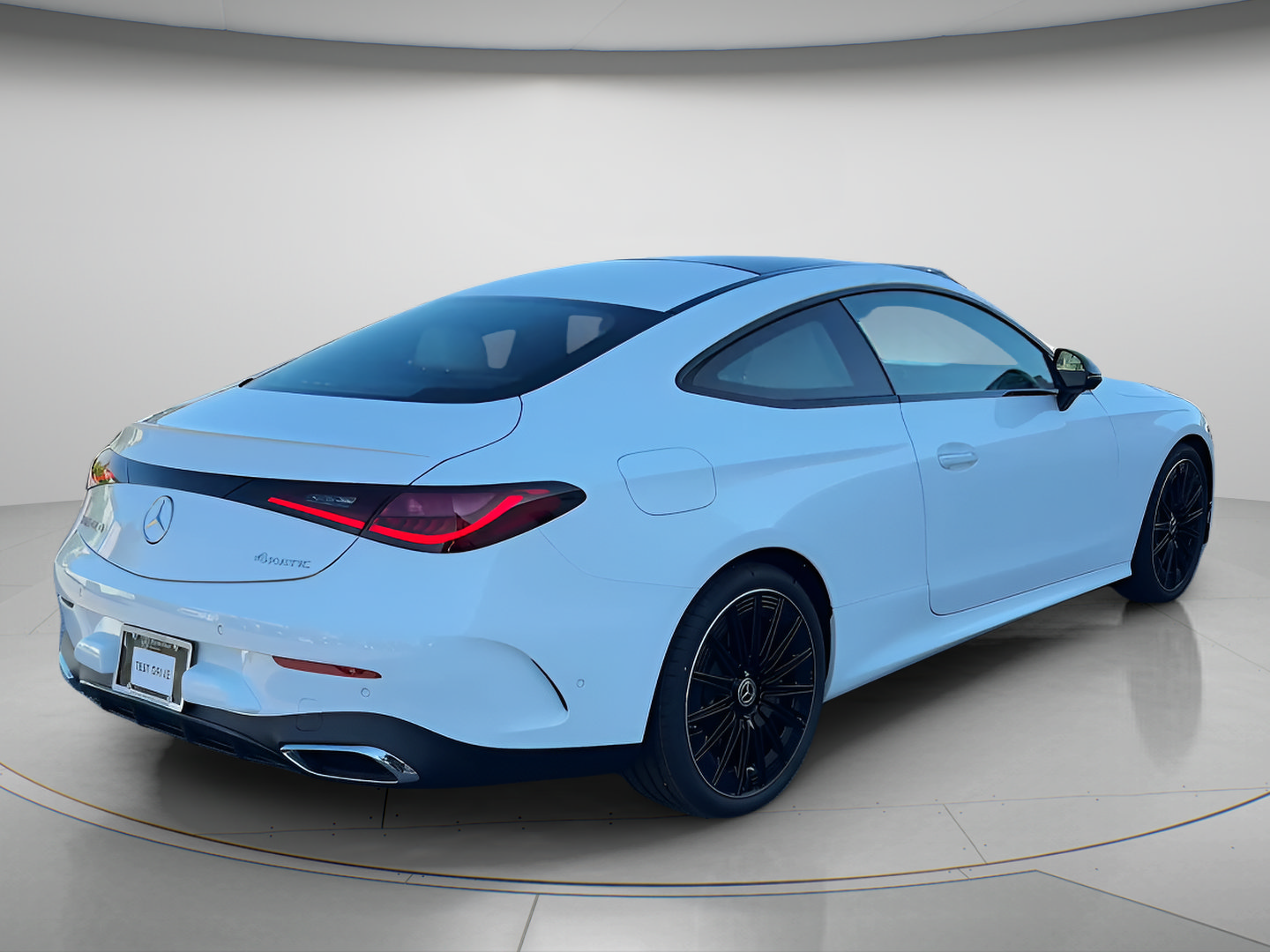 New 2026 Mercedes-Benz CLE 450 4MATIC Coupe image 8
