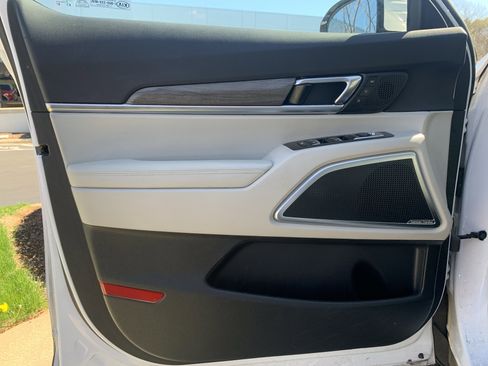 Used 2021 Kia Telluride SX w/ SX Prestige Package image 14