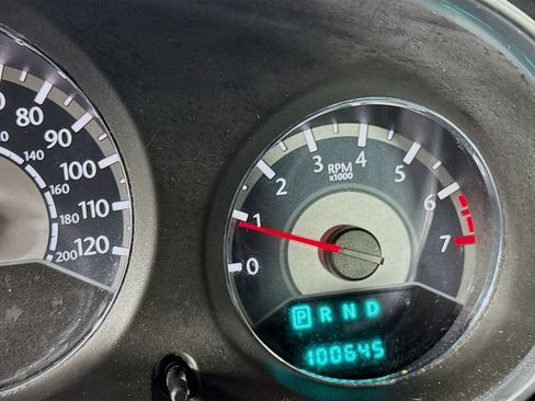 Used 2013 Chrysler 200 Limited w/ Sun/Sound Group image 15