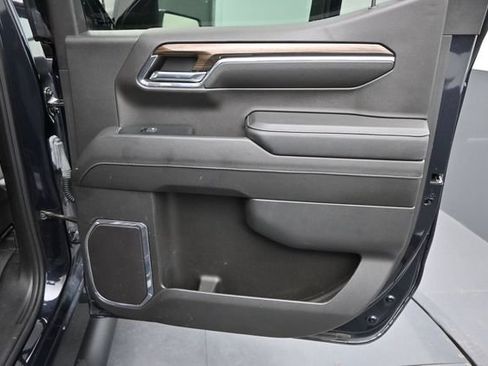 Used 2024 Chevrolet Silverado 1500 RST w/ Max Trailering Package AWD/4WD image 23