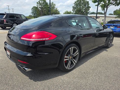 Used 2015 Porsche Panamera 4 AWD/4WD image 5