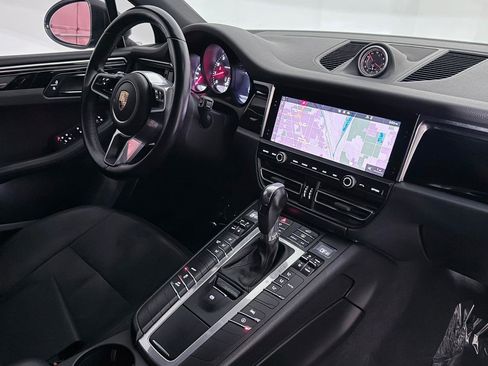 Used 2020 Porsche Macan S AWD/4WD image 26