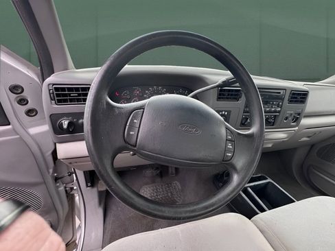 Used 2000 Ford F250 XL image 26