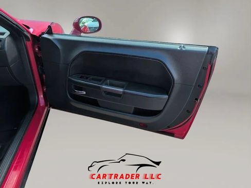 Used 2013 Dodge Challenger R/T Plus RWD image 20