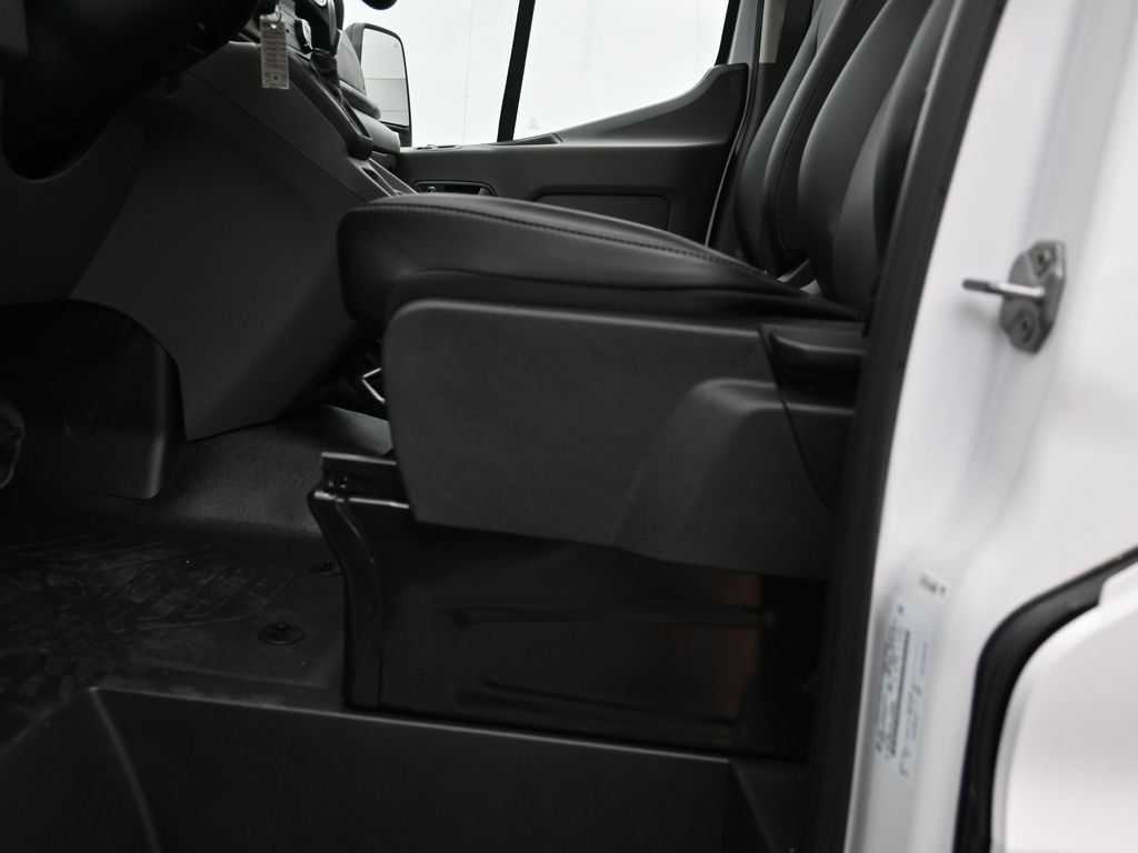 New 2025 Ford Transit 250 w/ Upfitter Package RWD image 18
