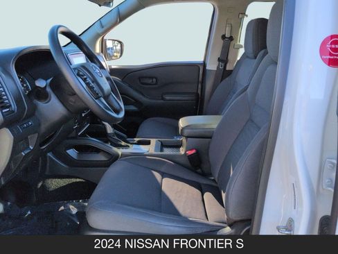 Certified 2024 Nissan Frontier S image 14