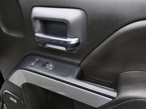 Used 2018 Chevrolet Silverado 2500 LTZ w/ Duramax Plus Package image 19