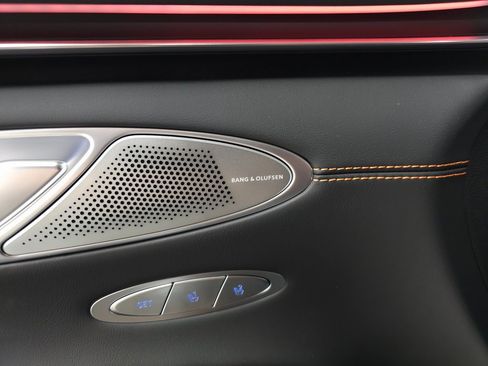 Used 2026 Genesis GV70 3.5T Sport Prestige image 11