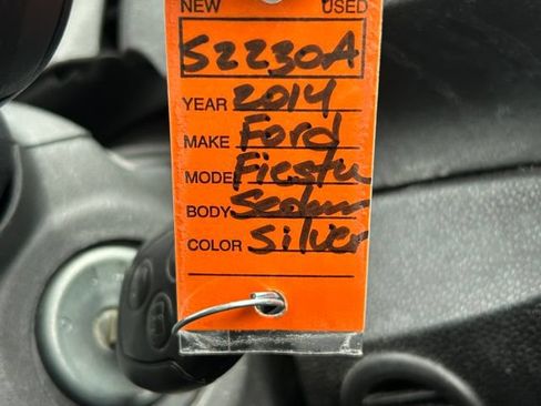 Used 2014 Ford Fiesta SE w/ Equipment Group 201A FWD image 15