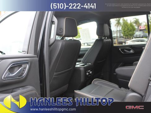 Used 2024 GMC Yukon SLT AWD/4WD image 17