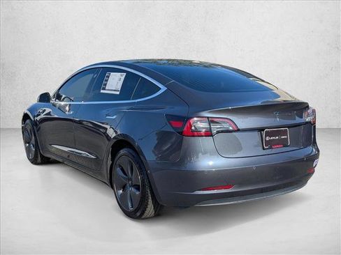 Used 2019 Tesla Model 3 Mid Range image 8