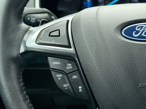 Used 2021 Ford Edge SEL w/ Convenience Package image 24