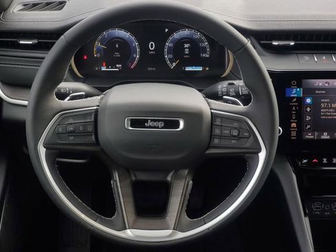 New 2026 Jeep Grand Cherokee Limited image 31