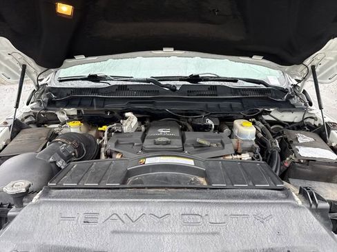 Used 2011 RAM 2500 Laramie w/ Protection Group image 32