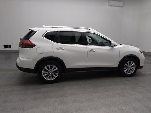Used 2019 Nissan Rogue SV image 10