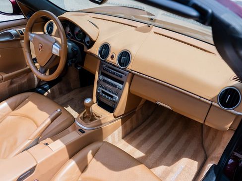 Used 2007 Porsche Boxster S RWD image 2