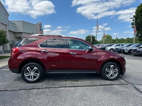 Used 2017 Chevrolet Equinox Premier w/ Enhanced Convenience Package FWD image 6