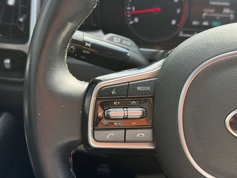 Used 2021 Kia Sorento S w/ Panoramic Sunroof Package AWD/4WD image 31