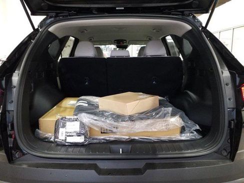 New 2026 Hyundai Tucson Blue SE image 17