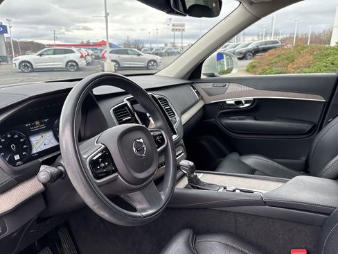 Used 2021 Volvo XC90 T6 Inscription w/ Advanced Package image 17