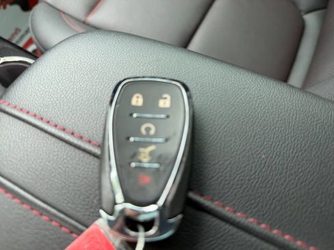 Used 2023 Chevrolet Blazer RS w/ Driver Confidence II Package FWD image 32