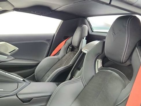 Used 2024 Chevrolet Corvette Stingray Preferred Conv w/ Z51 Performance Package RWD image 30