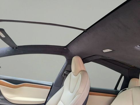 Used 2020 Tesla Model X Long Range AWD/4WD image 19