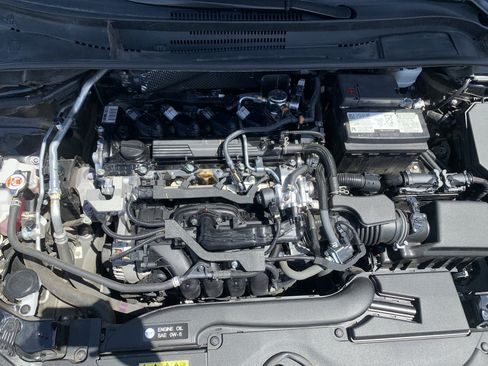 Used 2024 Toyota Corolla LE FWD image 40